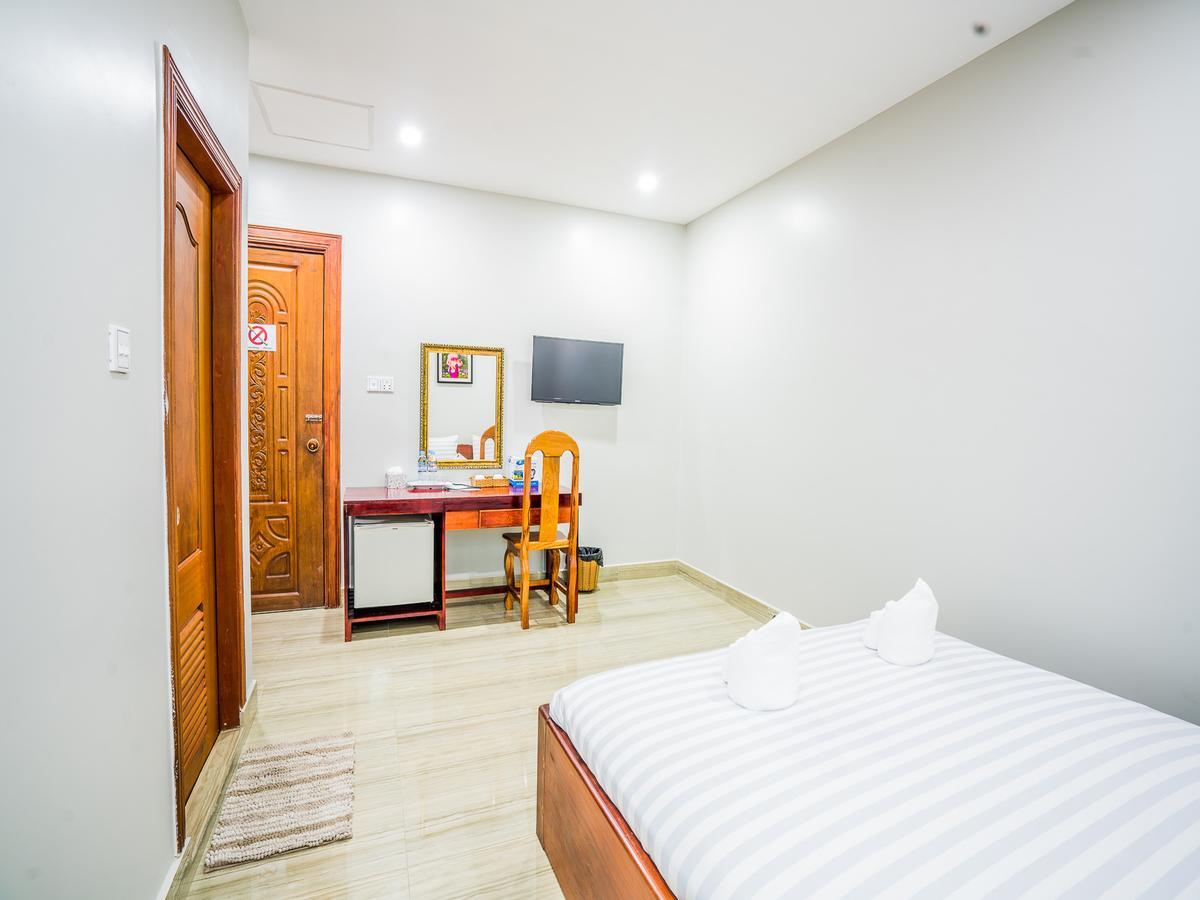 Min Hotel 1 Phnom Penh Exterior photo